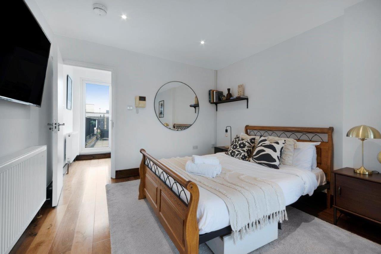 Huge Shoreditch Apartment- Private Roof Terrace Londen Buitenkant foto